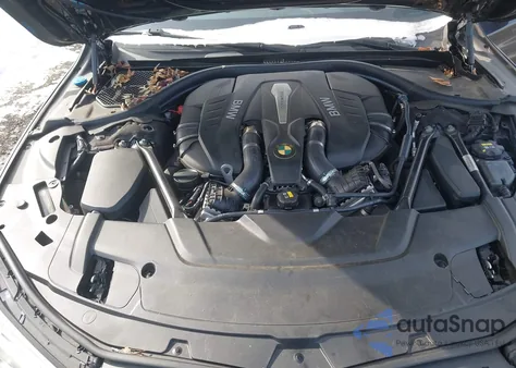 2016 BMW 750I xDrive z USA, uszkodzony, nr VIN WBA7F2C53GG421158